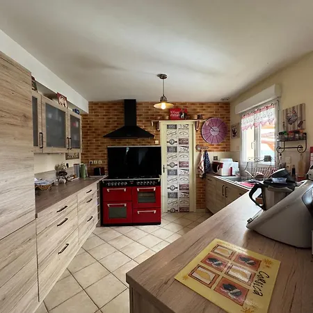 Le Pause Des Pilotes - 4pers - Circuit Bugatti *